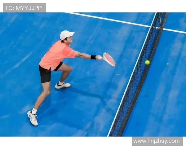 重庆网球队的团队协作揭秘网球巨献背后的默契与拼搏精神